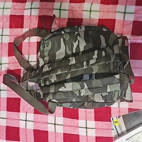 PINK CAMO BACKPACK, 2 CAR WINDOW DECALS AND A 12 PRO MAX PHONE CASE - Picture 6 of 6